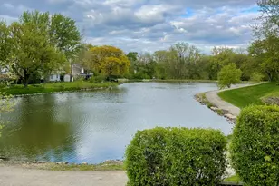 110 Bent Creek Ct, Palatine, IL 60067 - Photo 4