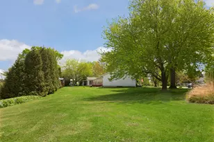 101 Hazelwood Dr, Wyanet, IL 61379 - Photo 6