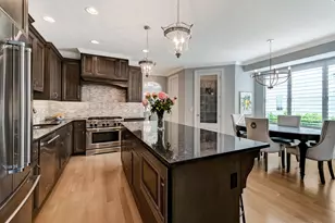 2129 Cottage Ln, Darien, IL 60561 - Photo 12