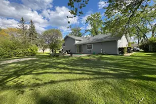 1812 Downey Ct, Hanover Park, IL 60133 - Photo 10