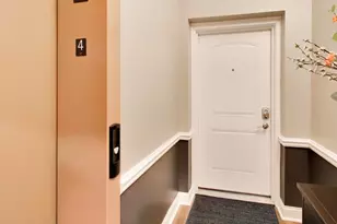 4743 N Clark St, Chicago, IL 60640 - Photo 2