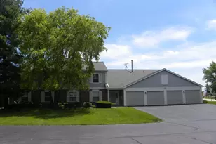 227 Brett Cir, Wauconda, IL 60084 - Photo 22