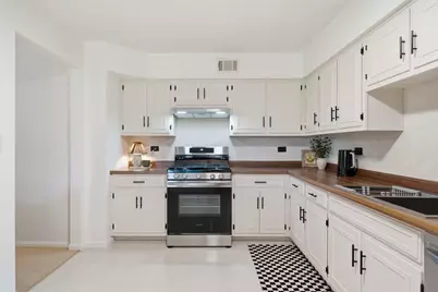 15809 S 76th Avenue #2F, Orland Park, IL 60462 - Photo 12
