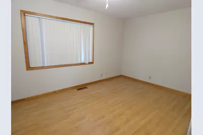 515 Freeman Avenue, Streamwood, IL 60107 - Photo 8