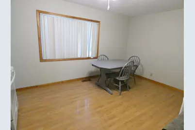 515 Freeman Avenue, Streamwood, IL 60107 - Photo 4