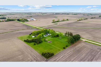 8162 S Perryville Road, Cherry Valley, IL 61016 - Photo 34