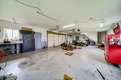 8162 S Perryville Road, Cherry Valley, IL 61016 - Photo 28