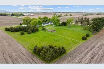 8162 S Perryville Road, Cherry Valley, IL 61016 - Photo 32