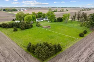 8162 S Perryville Rd, Cherry Valley, IL 61016 - Photo 32