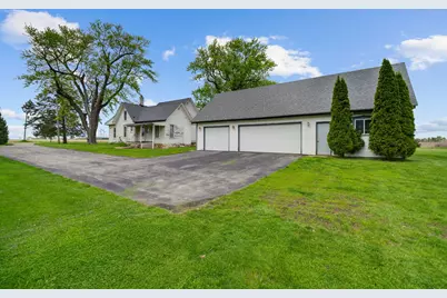 8162 S Perryville Road, Cherry Valley, IL 61016 - Photo 26