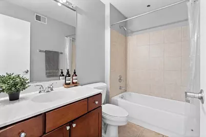 758 N Larrabee Street #519, Chicago, IL 60654 - Photo 16