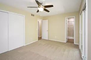 300 Raleigh Ct, Normal, IL 61761 - Photo 34
