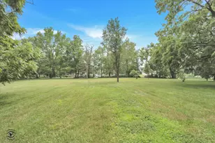 8 Bristol Ridge Rd, Bristol, IL 60512 - Photo 26