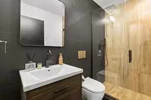 7300 Harvard St, Forest Park, IL 60130 - Photo 16