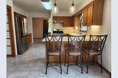 646 Meadow Lane, Winthrop Harbor, IL 60096 - Photo 6