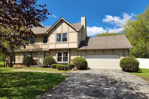 646 Meadow Ln, Winthrop Harbor, IL 60096 - Photo 1