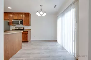 347 Devoe Dr, Oswego, IL 60543 - Photo 10