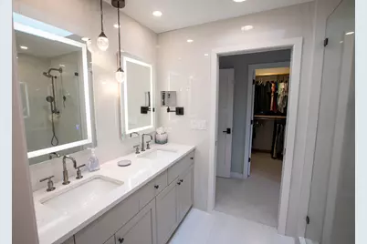 110 N Myrtle Avenue, Elmhurst, IL 60126 - Photo 32