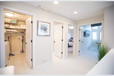 110 N Myrtle Avenue, Elmhurst, IL 60126 - Photo 24