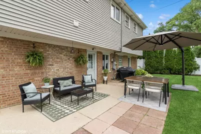 1620 Sawyer Avenue, Glen Ellyn, IL 60137 - Photo 24