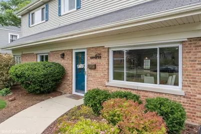 1620 Sawyer Avenue, Glen Ellyn, IL 60137 - Photo 2