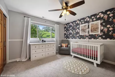 1620 Sawyer Avenue, Glen Ellyn, IL 60137 - Photo 14