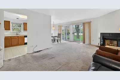 2845 Meadow Lane #V1, Schaumburg, IL 60193 - Photo 2
