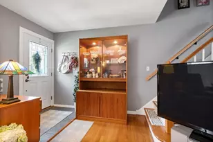 7511 N Bell Ave, Chicago, IL 60645 - Photo 4