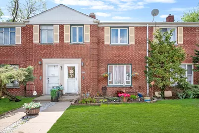 7511 N Bell Avenue #B, Chicago, IL 60645 - Photo 1