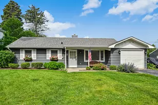 5516 S Bruner St, Hinsdale, IL 60521 - Photo 1