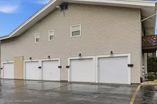 7908 164th Ct, Tinley Park, IL 60477 - Photo 2