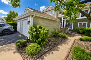 2474 Brunswick Cir, Woodridge, IL 60517 - Photo 1