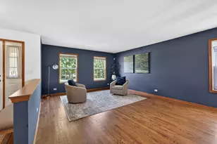 4N598 Campton Crossings Dr, Saint Charles, IL 60175 - Photo 6