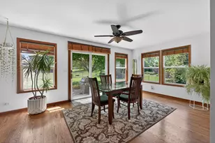 4N598 Campton Crossings Dr, Saint Charles, IL 60175 - Photo 16
