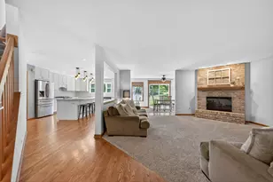 4N598 Campton Crossings Dr, Saint Charles, IL 60175 - Photo 12