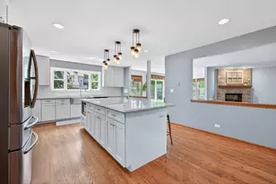 4N598 Campton Crossings Dr, Saint Charles, IL 60175 - Photo 20