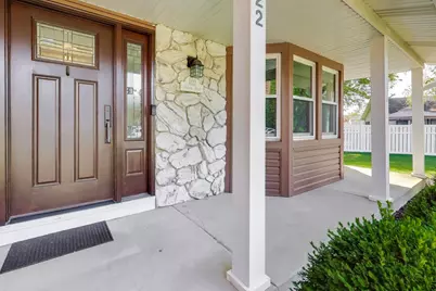 4122 Crimson Drive, Hoffman Estates, IL 60192 - Photo 2