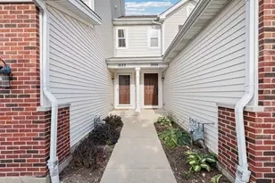 1555 Isle Royal Cir, Crystal Lake, IL 60014 - Photo 4