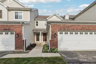 1555 Isle Royal Cir, Crystal Lake, IL 60014 - Photo 1