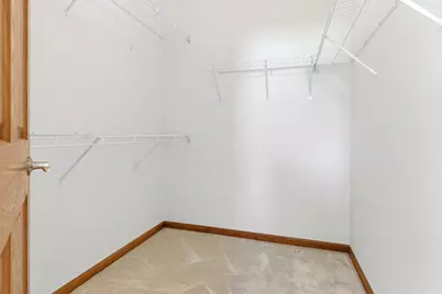 1967 Holloway Court, Aurora, IL 60502 - Photo 18