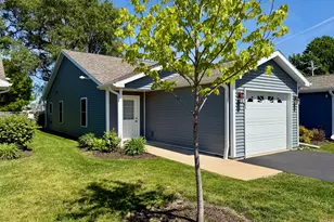 1503 Eadens Pl, Dixon, IL 61021 - Photo 2