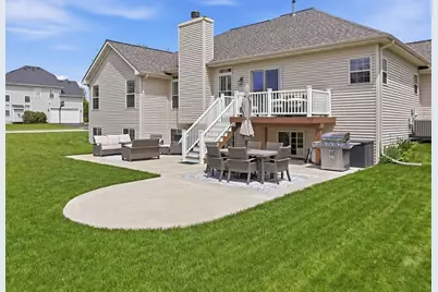 2337 Dustin Drive, Sycamore, IL 60178 - Photo 38