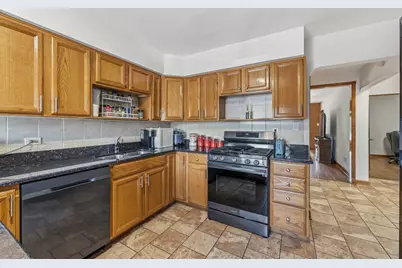 3221 Scoville Avenue, Berwyn, IL 60402 - Photo 6