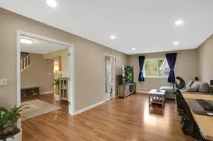36485 N Traer Terrace, Gurnee, IL 60031 - Photo 6