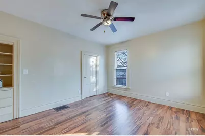 325 E Chicago Street #2, Elgin, IL 60120 - Photo 8