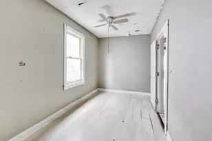 4946 S Hoyne Ave, Chicago, IL 60609 - Photo 14