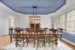 703 Glenda Ct, Sandwich, IL 60548 - Photo 8