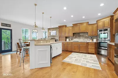 703 Glenda Court, Sandwich, IL 60548 - Photo 16