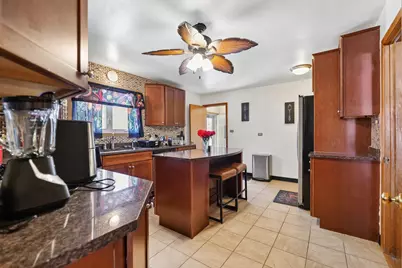 4437 W 100th Street, Oak Lawn, IL 60453 - Photo 6