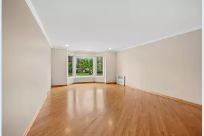 400 Ascot Drive #1E, Park Ridge, IL 60068 - Photo 4